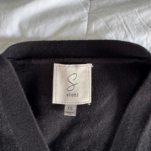 Black Button-Up Knit Sweater Vest | Women's Size Small | Classic Layering Piece - Picture 9 of 9